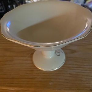 Beautiful newer cream and gold accents dish good for whatever you want